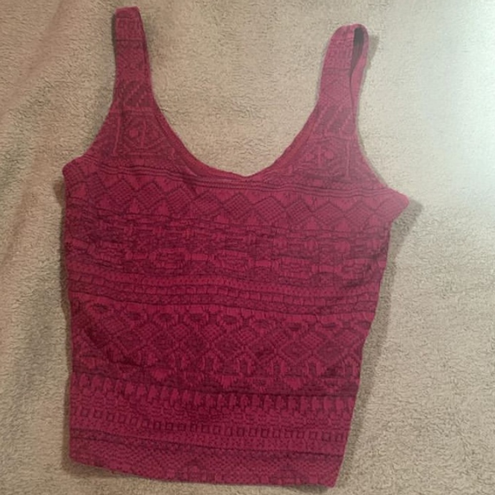Hollisger crop top